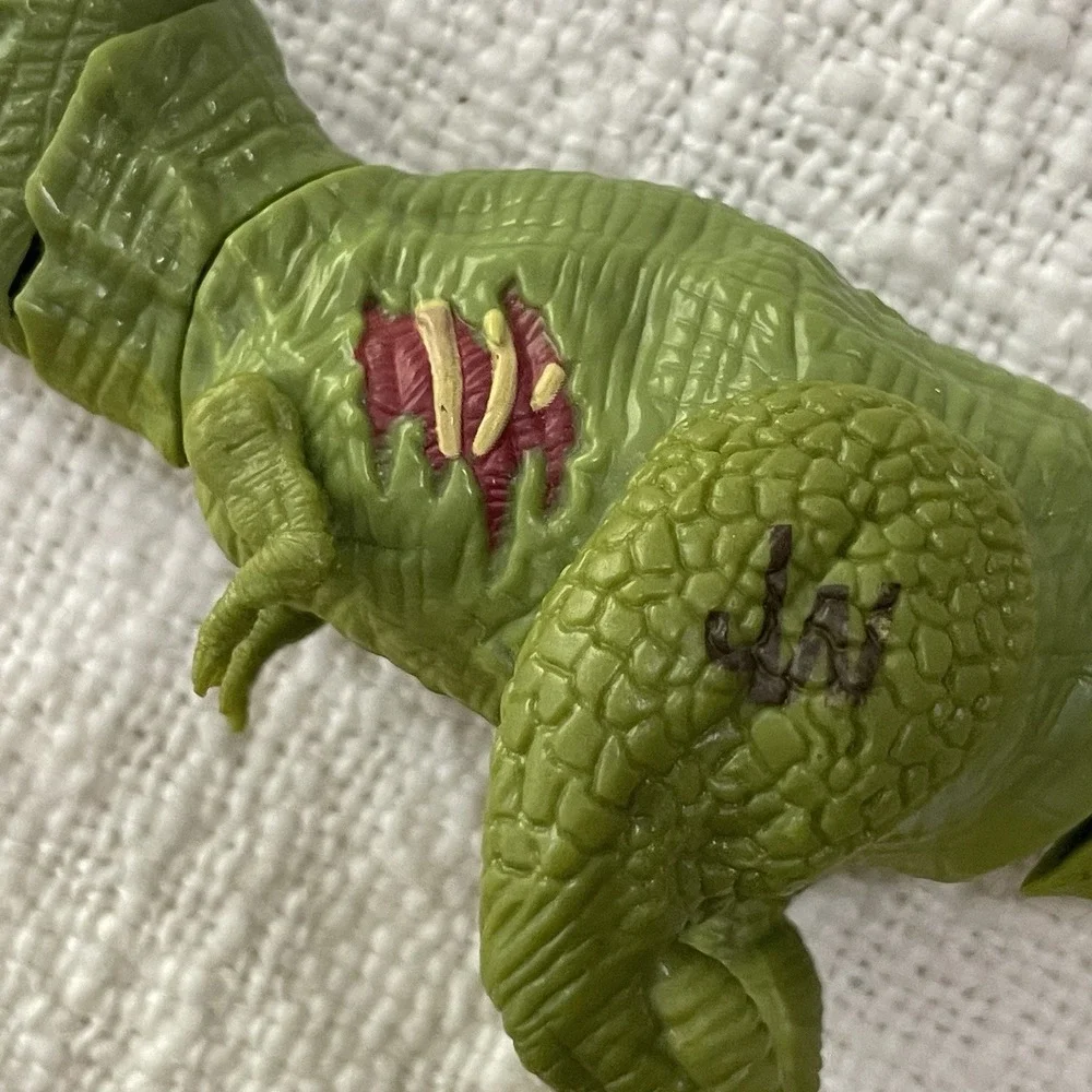Jurassic‎ World TYRANNOSAURUS REX 2015 Hasbro Chomping Attack Dinosaur Toy
